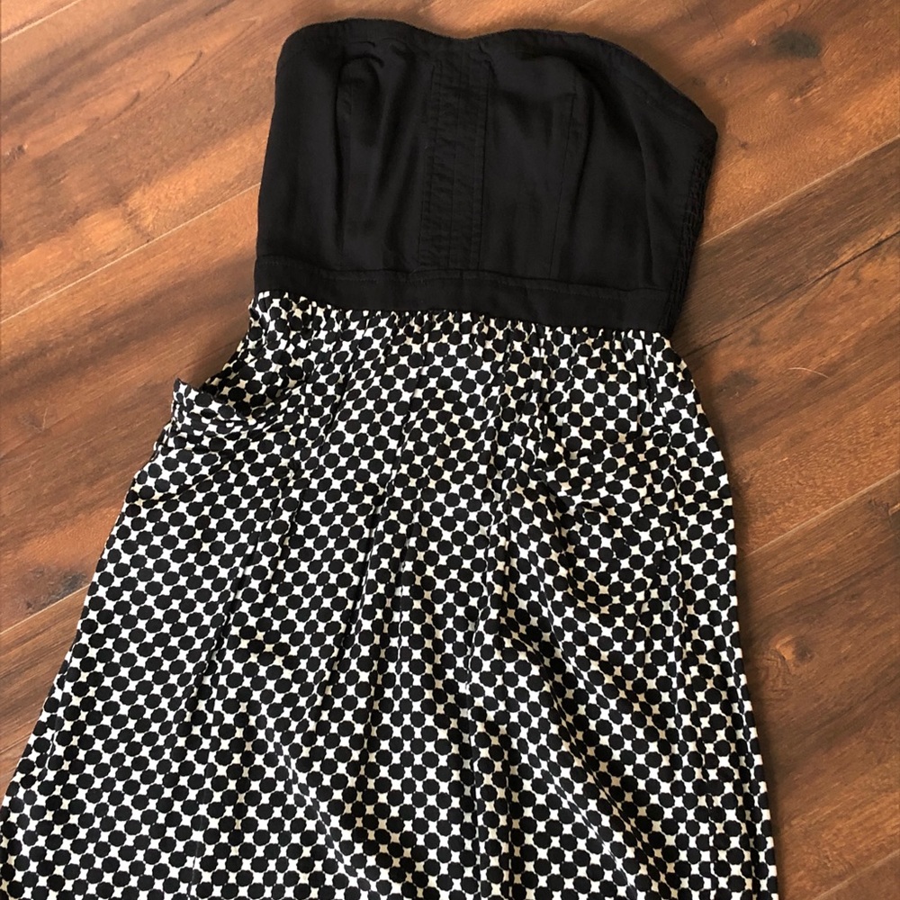 Strapless black and white dress